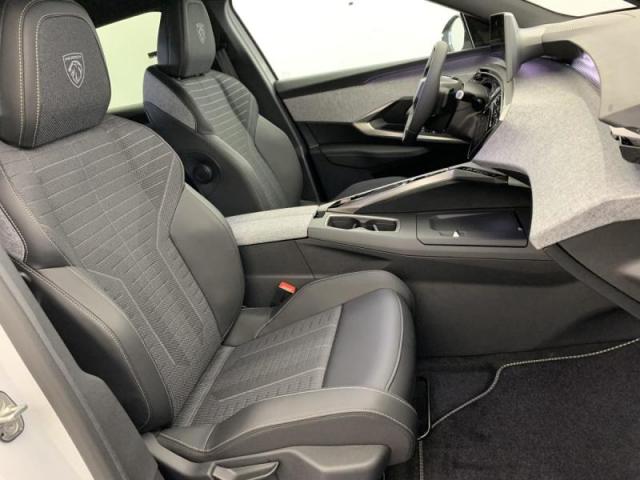 Peugeot 3008 image 9