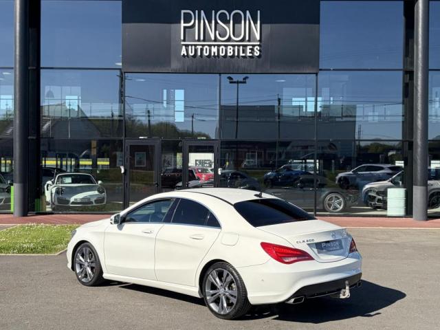 Mercedes Benz Cla image 9