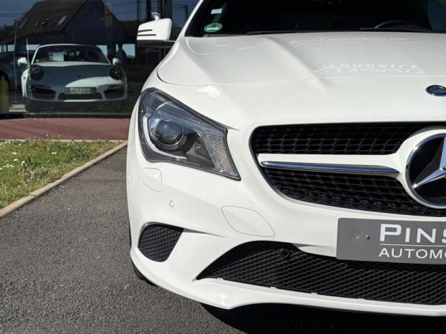Mercedes Benz Cla image 8