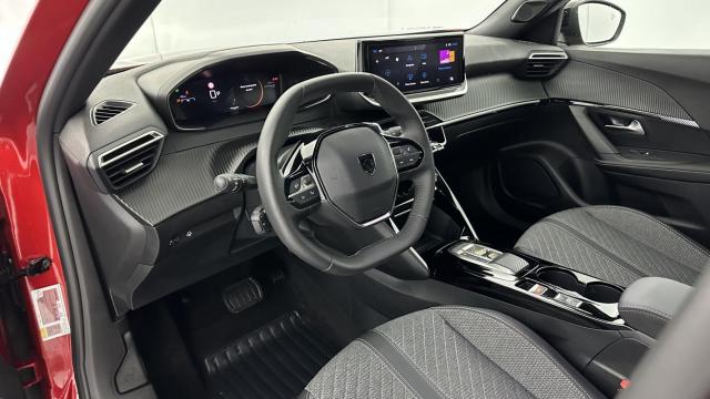 Peugeot 2008 image 7