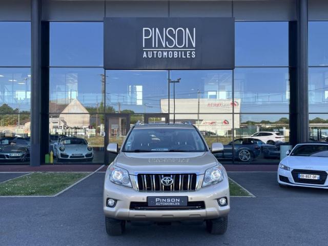 Toyota Land Cruiser image 9