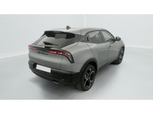 Alfa Romeo Junior image 2