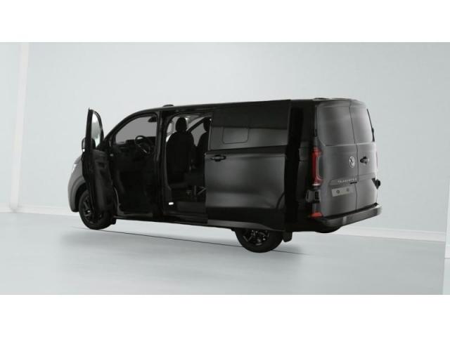 Volkswagen Transporter image 9