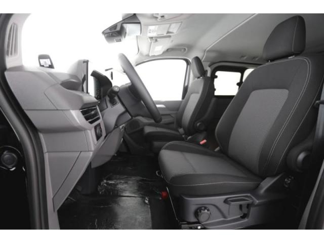 Volkswagen Transporter image 4