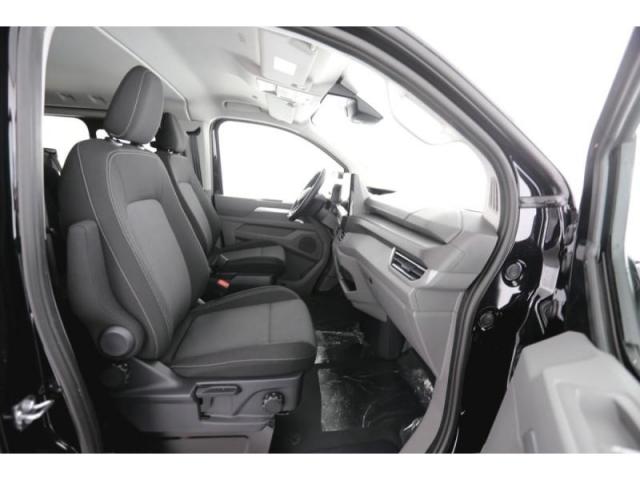 Volkswagen Transporter image 5