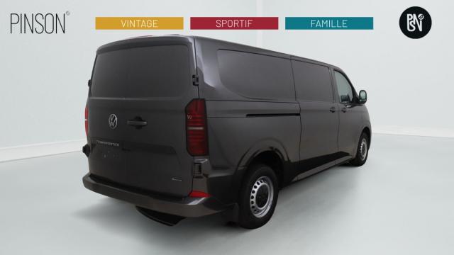 Volkswagen Transporter image 7
