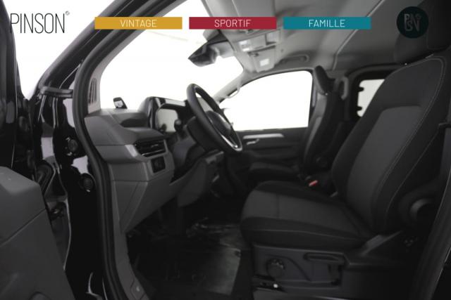 Volkswagen Transporter image 3
