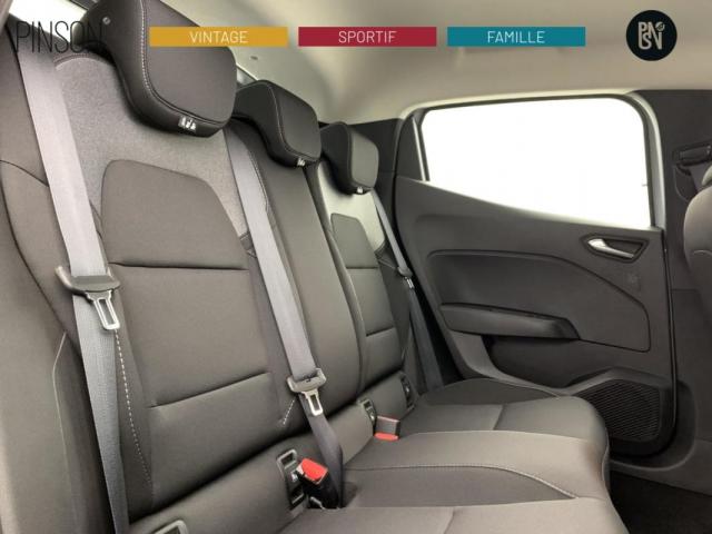 Renault Clio image 9