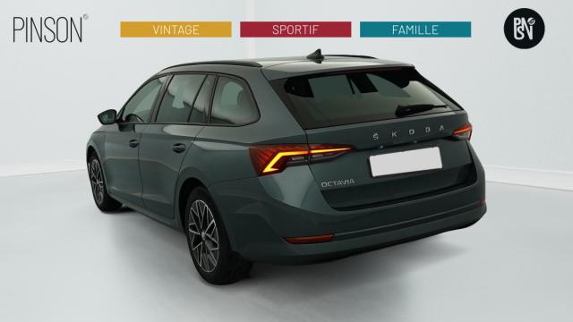 Skoda Octavia image 5
