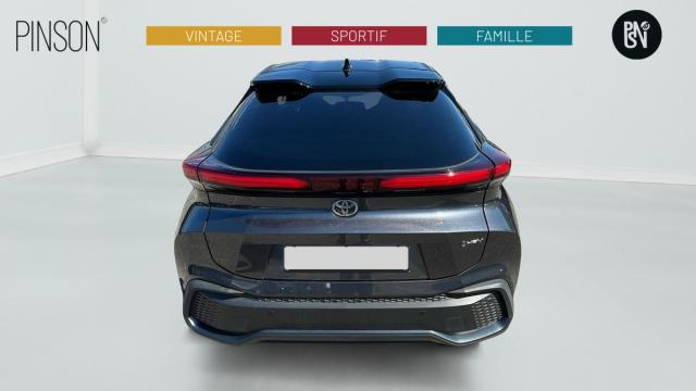 Toyota C-Hr image 1
