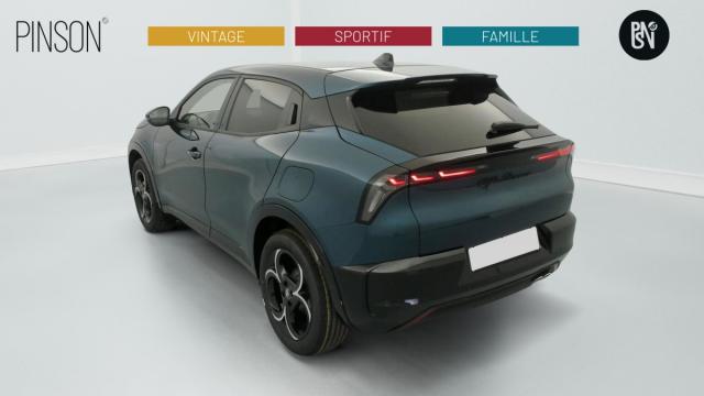Alfa Romeo Junior image 2