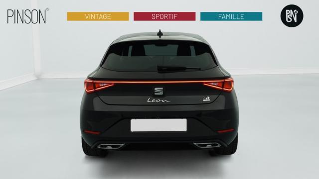 Seat Leon image 3