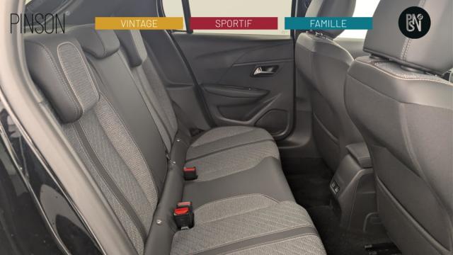 Peugeot 208 image 8