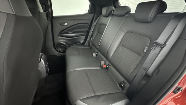 Nissan Juke image 7