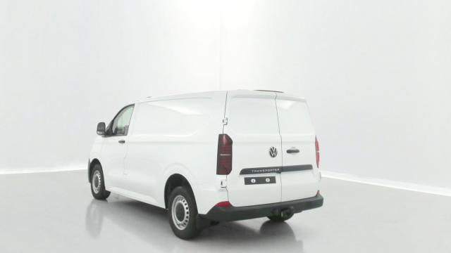 Volkswagen Transporter image 6
