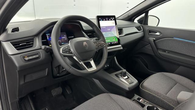 Renault Captur image 8
