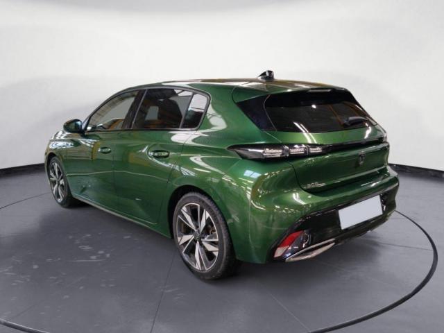 Peugeot 308 image 2