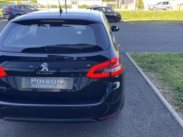 Peugeot 308 image 5