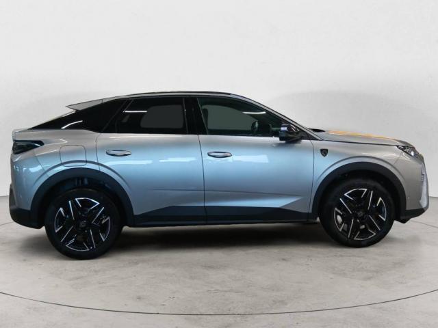 Peugeot 3008 image 3