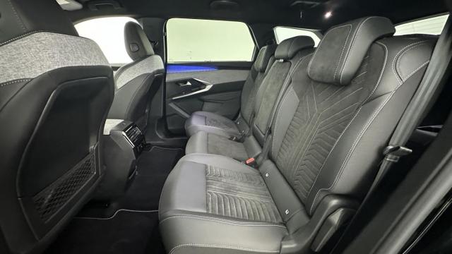 Peugeot 5008 image 4