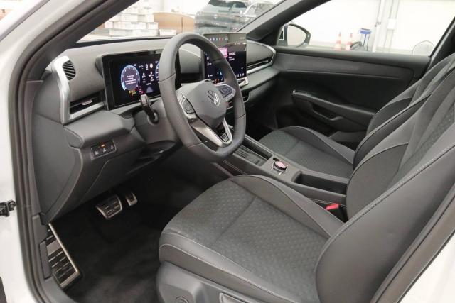 Volkswagen T-Roc image 9