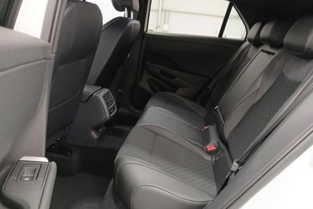 Volkswagen T-Roc image 4