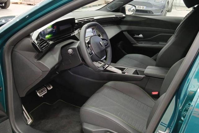 Peugeot 308 image 7