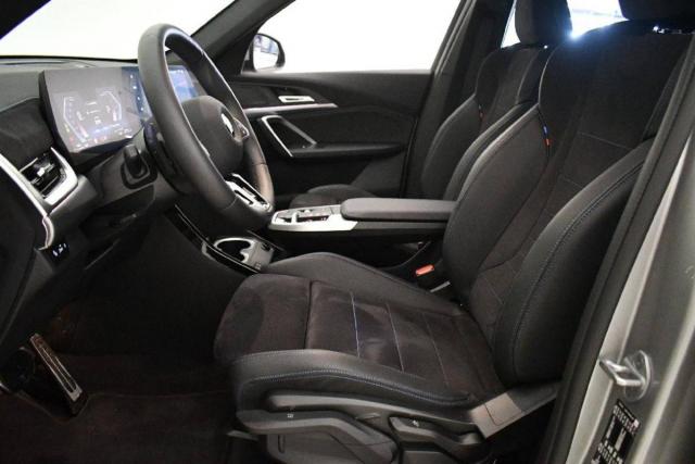 Bmw X1 image 8