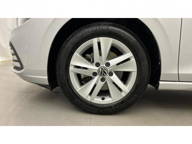 Volkswagen Golf image 3