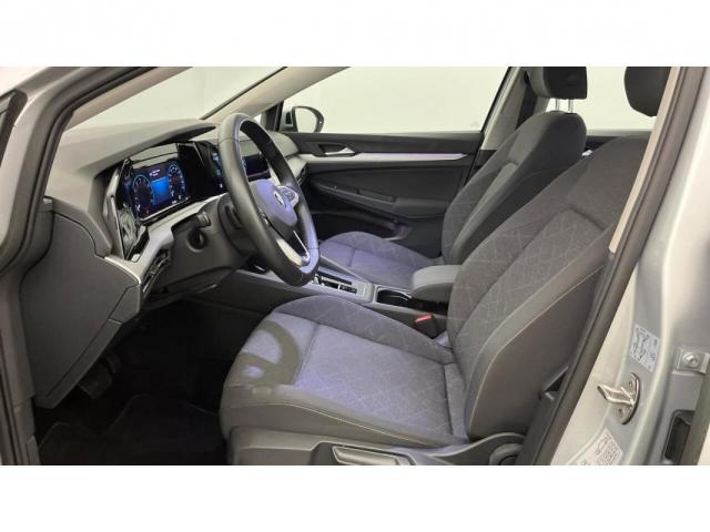 Volkswagen Golf image 6