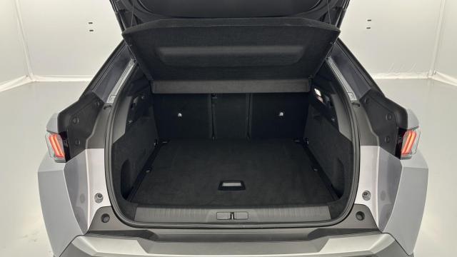 Peugeot 3008 image 1