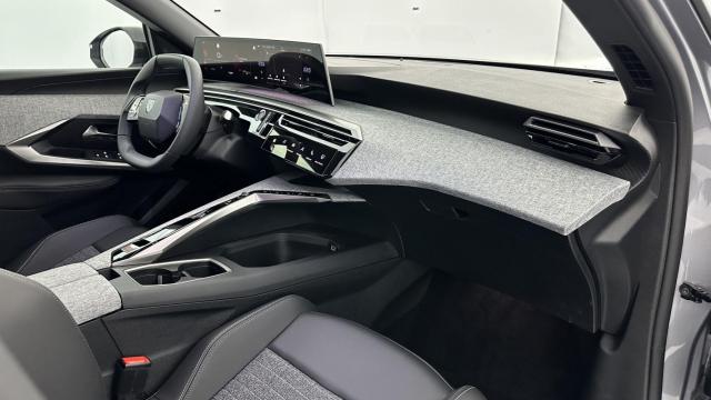 Peugeot 3008 image 6