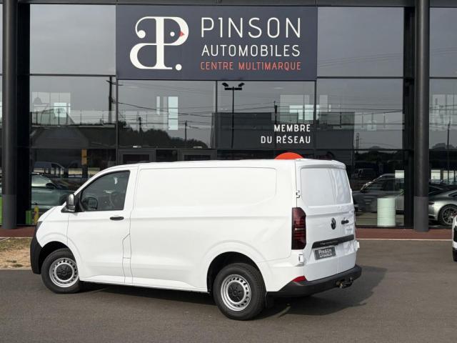 Volkswagen Transporter image 9