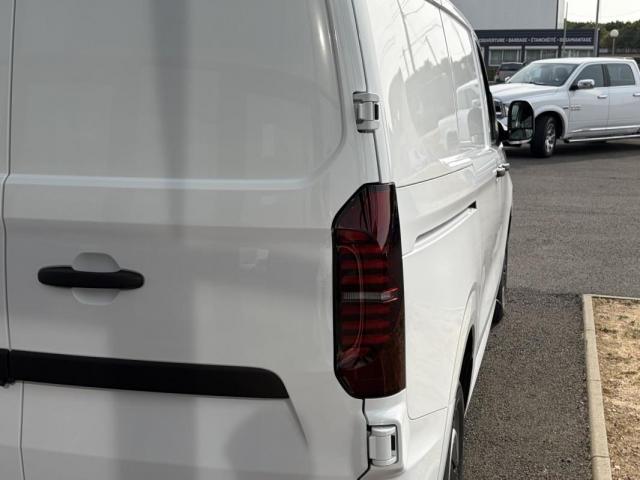 Volkswagen Transporter image 1