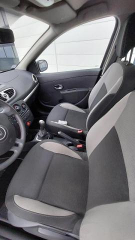 Renault Clio image 6