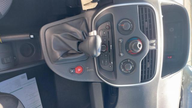 Renault Kangoo Express image 1