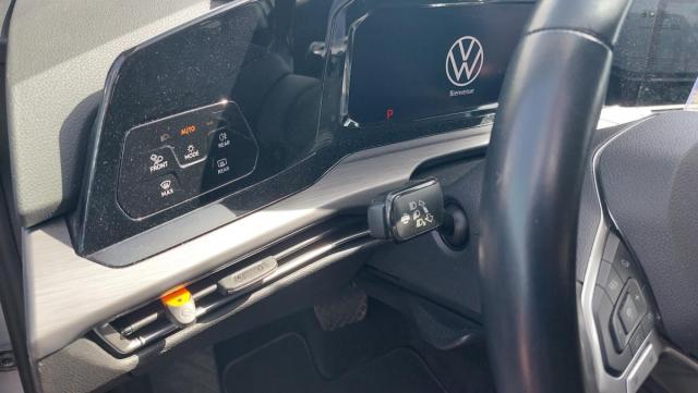 Volkswagen Golf image 1