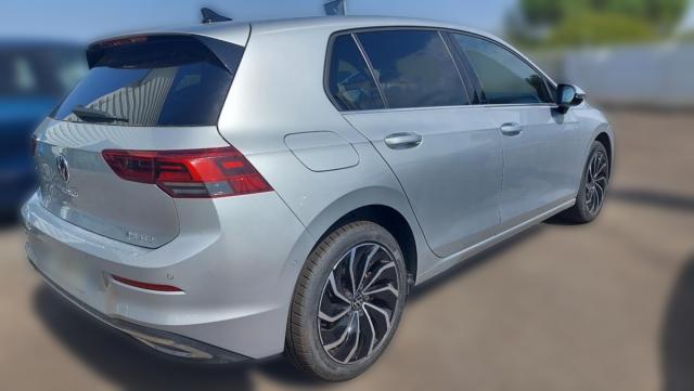 Volkswagen Golf image 4