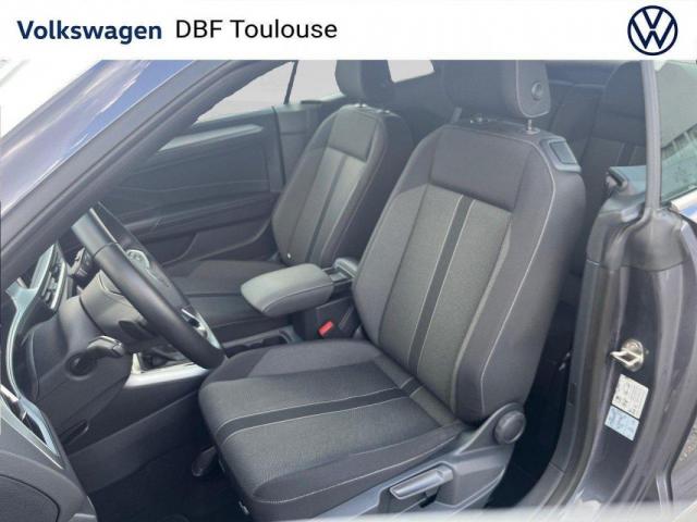 Volkswagen T-Roc image 2