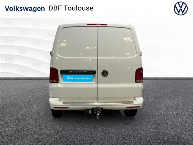 Volkswagen Transporter image 2