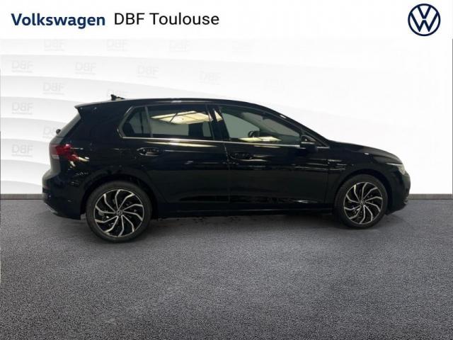 Volkswagen Golf image 8