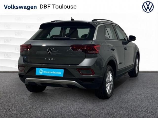Volkswagen T-Roc image 2