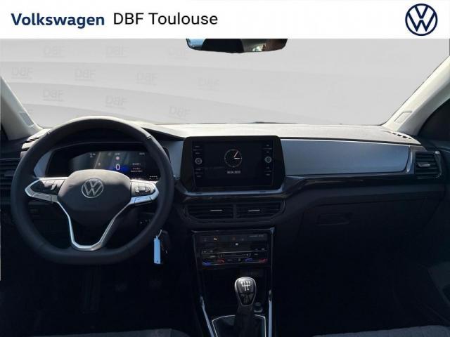 Volkswagen T-Cross image 1