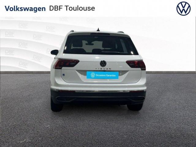 Volkswagen Tiguan image 8