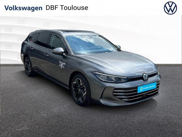Volkswagen Passat image 5