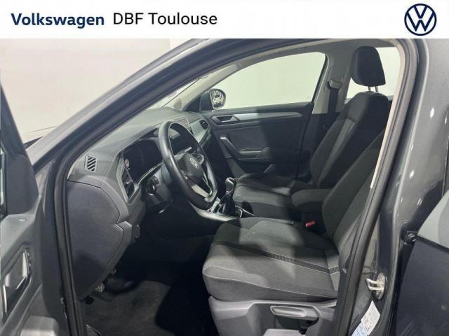 Volkswagen T-Roc image 3