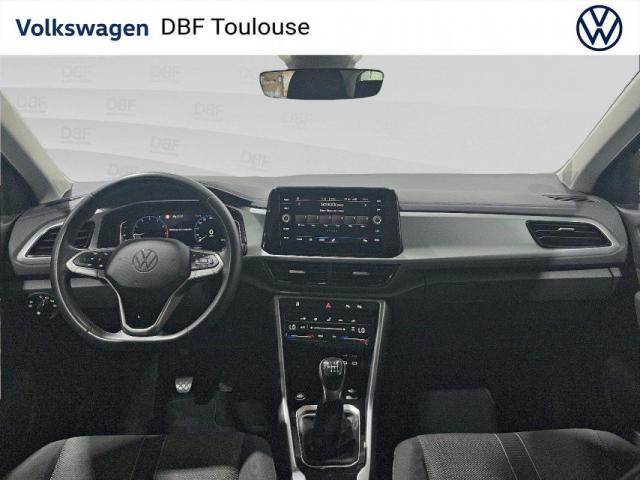 Volkswagen T-Roc image 6