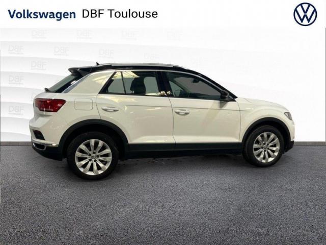 Volkswagen T-Roc image 2