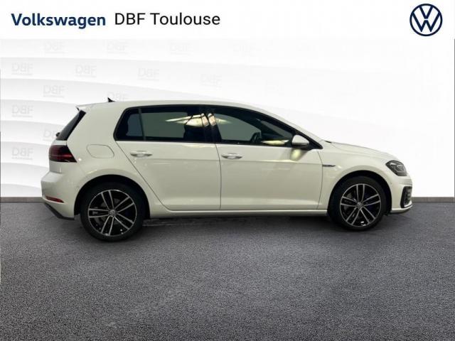 Volkswagen Golf image 6