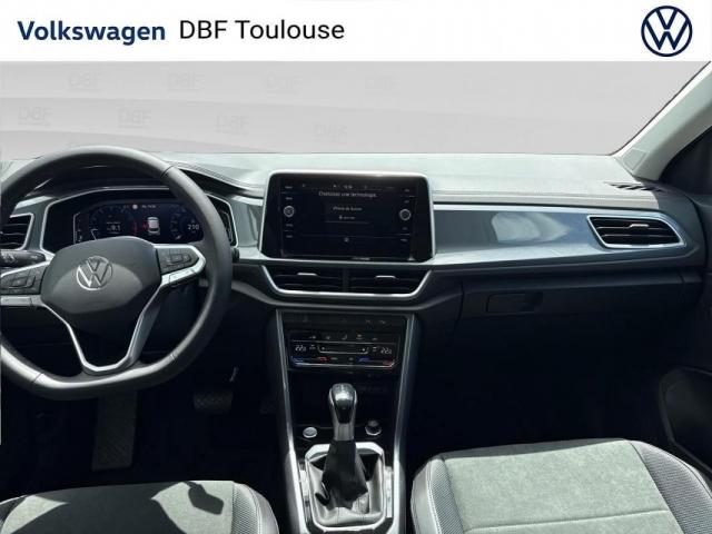 Volkswagen T-Roc image 6